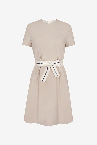 Kleid mit Bindegürtel