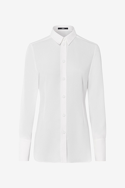 Taillierte klassische Bluse
