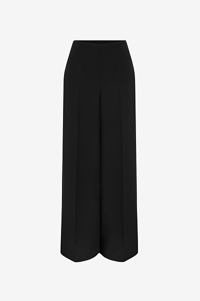 Ausgestellte Hose